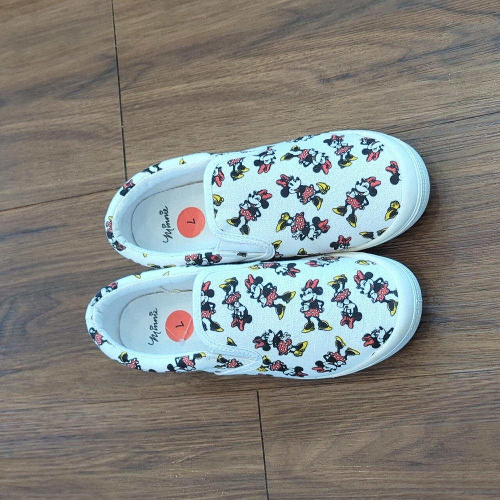 Women's Minnie Mouse Shoes